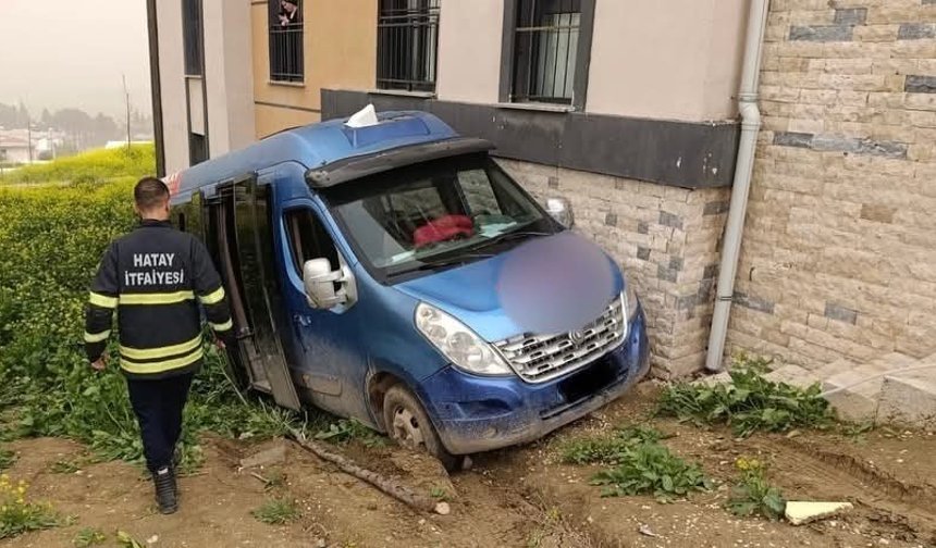 Kırıkhan'da trafik kazası: 2 yaralı