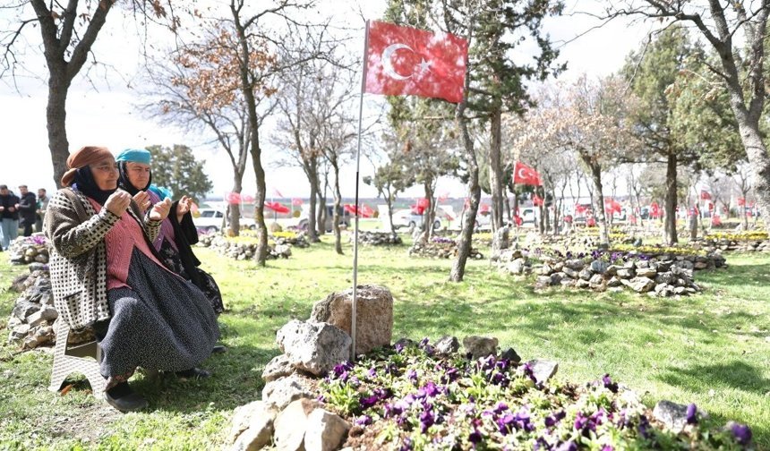 Mücadele kahramanlarına asırlık vefa