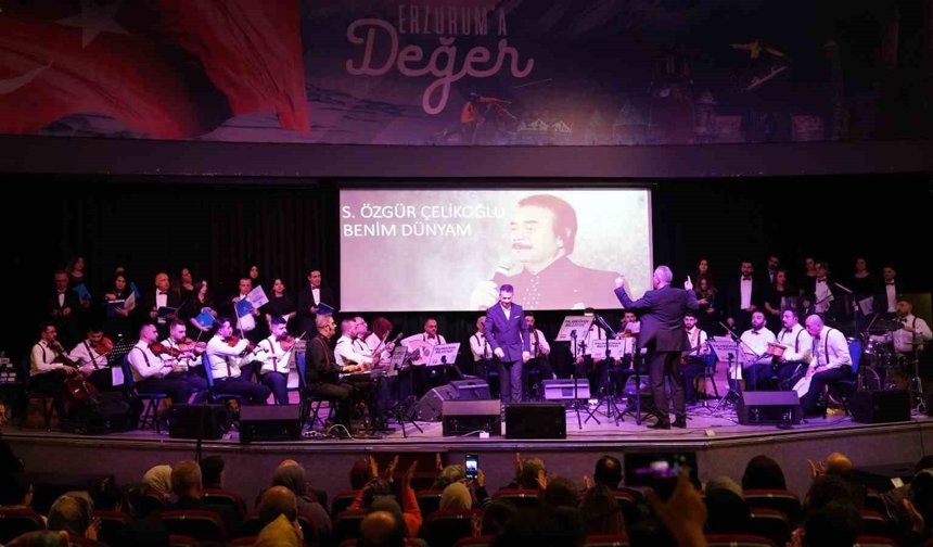 Palandöken'de 'Kaset şarkıları' konseri yoğun ilgi gördü