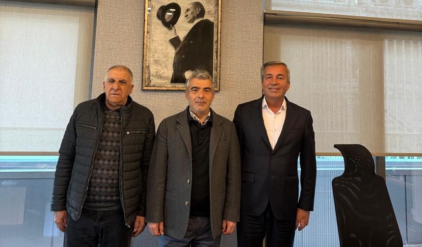 Cantürk Alagöz’e Anlamlı Ziyaret! İmzalı Forma Sürprizi