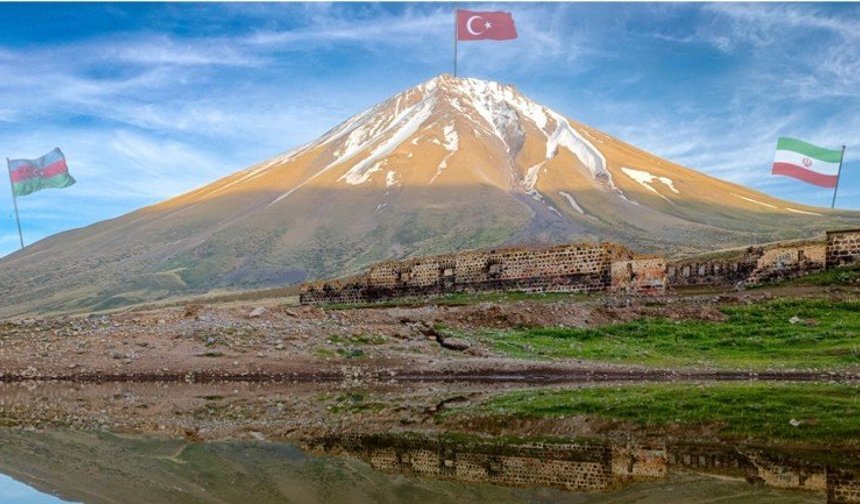 Küçük Ağrı’nın Zirvesinde 19 Mayıs Tırmanışı Başlıyor!