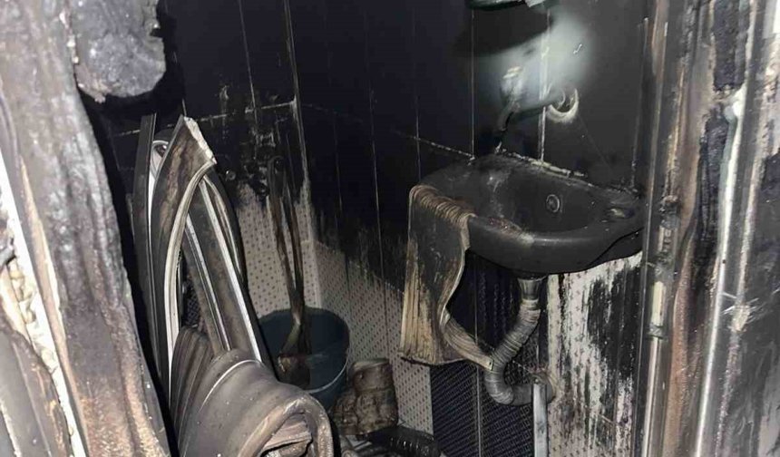 Diyarbakır'da otel odasında yangın: 3 kişi kurtarıldı