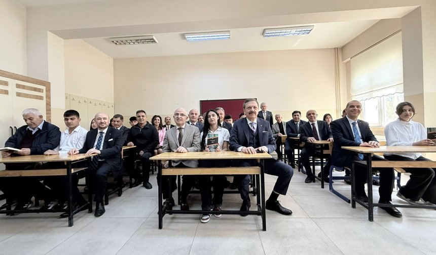 Rıfat Hisarcıklıoğlu Iğdır’da Okul Açılışı Yaptı