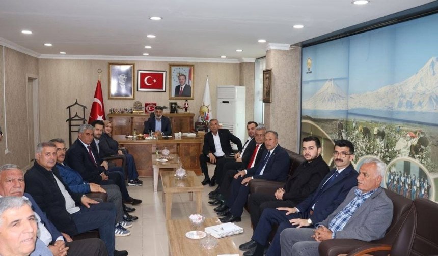 AK Parti İl Başkanlığı’nda Teşkilat Toplantısı Gerçekleştirildi