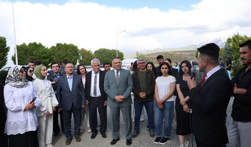 Iğdır Üniversitesi'nde "Dünya Veteriner Hekimler Günü" Coşkusu