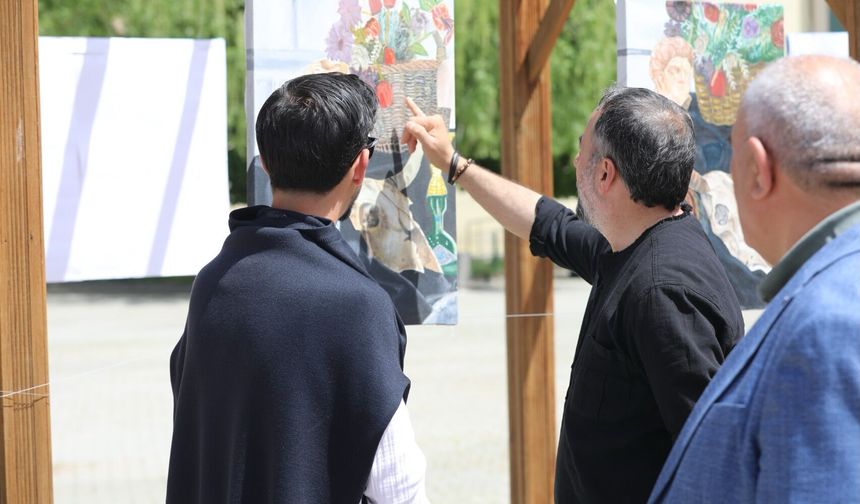 Iğdır’da “Yerleşik Haller” Karma Resim Sergisi Açıldı