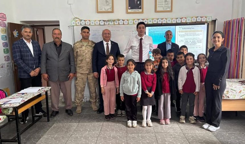 KAYMAKAM ERDOĞAN’DAN KOÇKIRAN OKULUNA ZİYARET