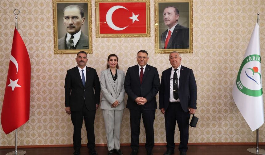 Türk Dünyası ve Türkiye-Azerbaycan İlişkileri Iğdır Üniversitesi’nde Görüşüldü