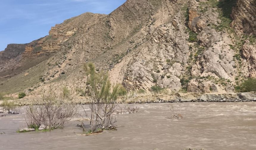 Iğdır’da Sağanak Yağış Bereketi: Aras Nehri Taştı, Barajlar Doldu