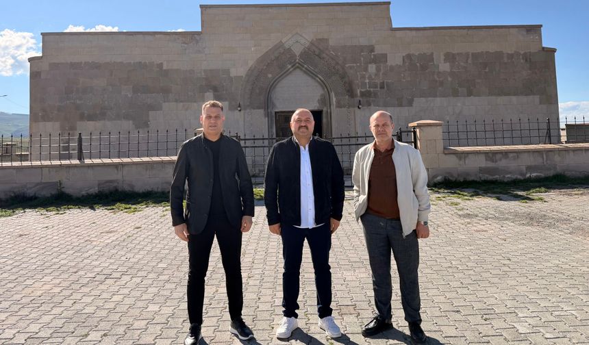 Tarihi Kervansaray Ziyaretçilerini Bekliyor