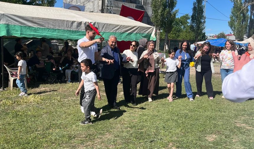 Iğdır’da Balkan Türkleri Hıdırellez Bayramını Kutladı