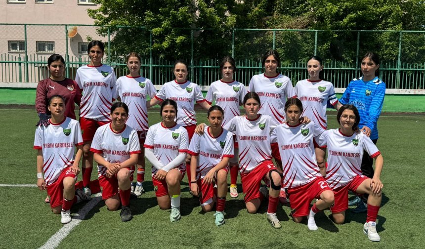 IĞDIR’IN TEK KADIN FUTBOL TAKIMI 76 IĞDIRSPOR’UN GRUBU BELLİ OLDU