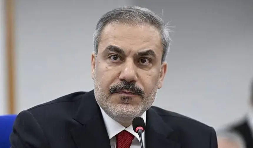 Dışişleri Bakanı Hakan Fidan, İran Dışişleri Bakanı Abbas Arakçi ile bugün bir telefon görüşmesi gerçekleştirdi. Görüşmede İran ve ABD arasında süren barış müzakerelerindeki son durum değerlendirildi.