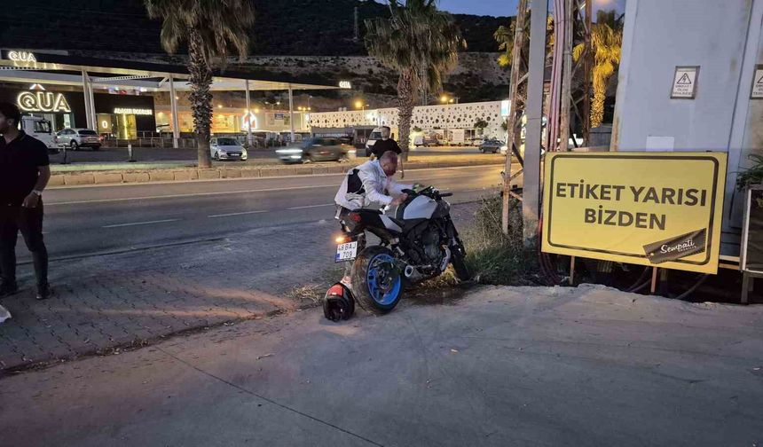 Motosikletin çarptığı imam hayatını kaybetti