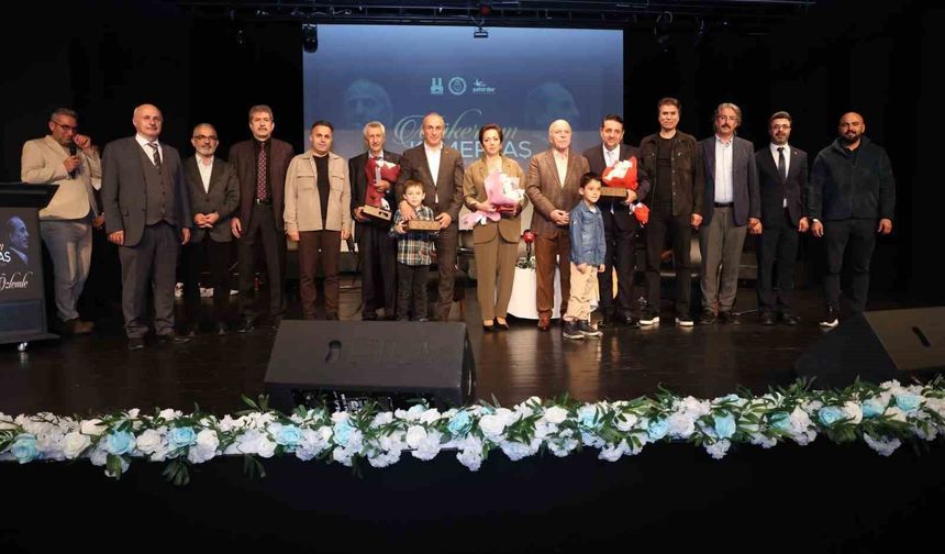 Mükerren Kemertaş'a memleketi Erzurum'da vefa gecesi