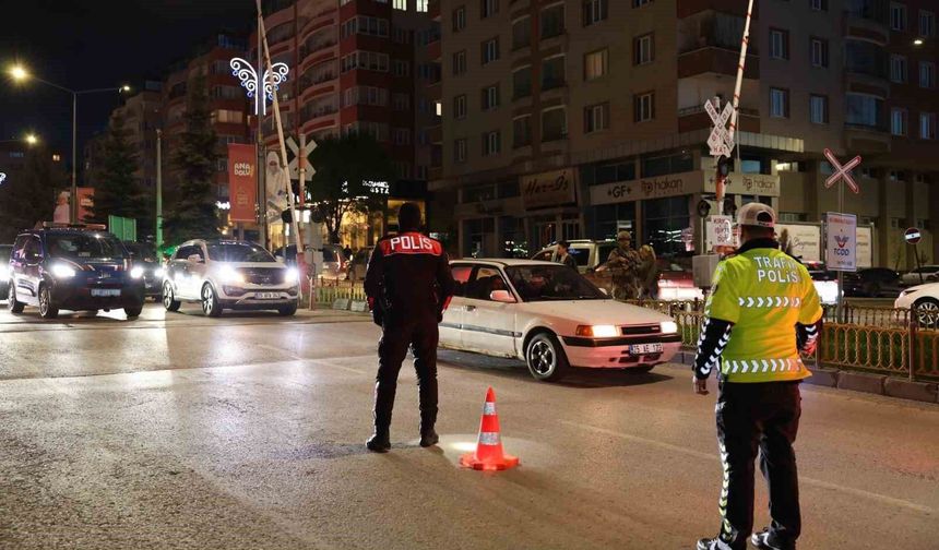 Polisten asayiş uygulaması