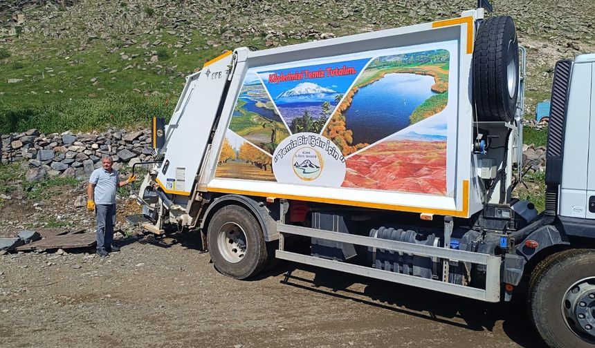 IĞDIR İL ÖZEL İDARESİ KIRSALDA HIZ KESMİYOR: HEM ALTYAPI HEM ÇEVRE SEFERBERLİĞİ