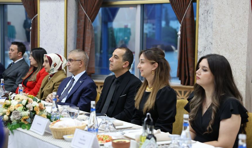 Iğdır'da Görev Yapan Hâkim ve Savcılar İçin Veda Yemeği Düzenlendi