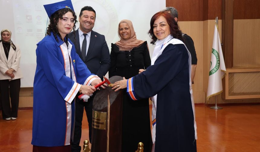Iğdır Üniversitesi Sağlık Bilimleri Fakültesi’nde Mezuniyet Coşkusu
