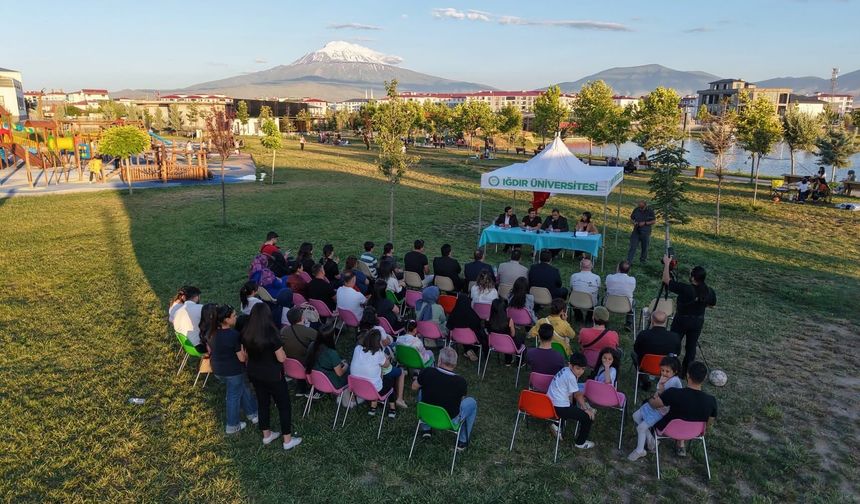 Iğdır Üniversitesi, "Bilim Kafe" Etkinliği Bilimi Millet Bahçesine Taşındı