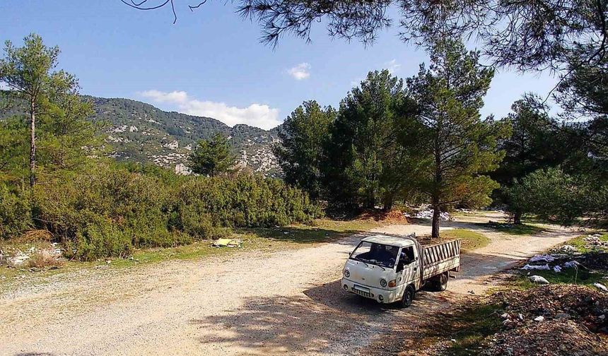 Kaçak hafriyatçılara fotokapan ve dronlu denetim