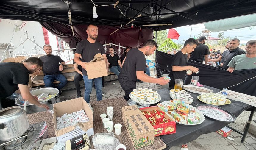 Karakoyunlu’da 1000 Metrekarelik Kerbala Haremi Anımsatıldı Matem Alanında Aşura Hüznü Yaşandı