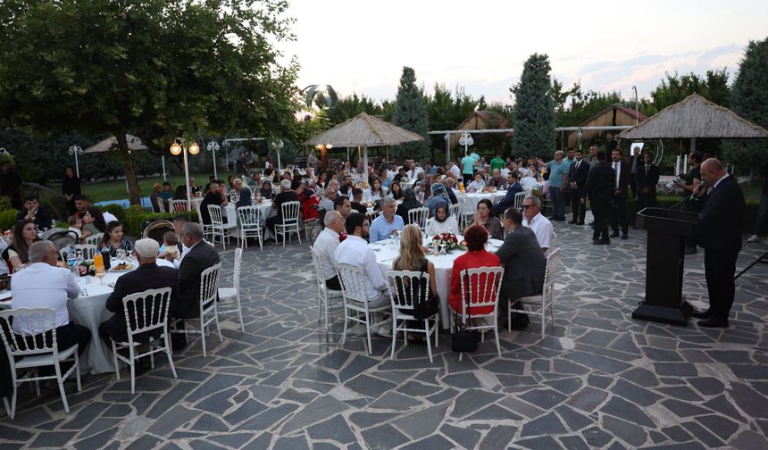 15 TEMMUZ KAHRAMANLARI ONURUNA ANLAMLI BULUŞMA