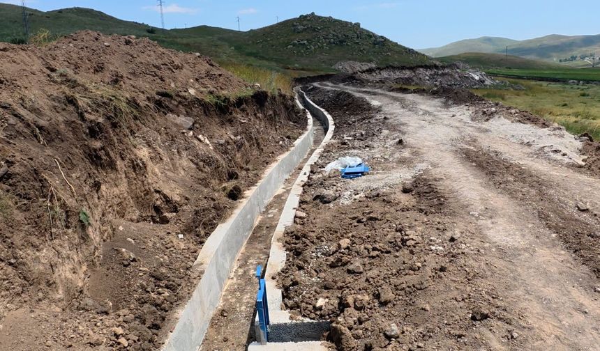 Tuzluca’nın Karanlık Köyü’nde Tarıma Can Suyu: 5 Bin Dekar Arazi Modern Sulamaya Kavuştu