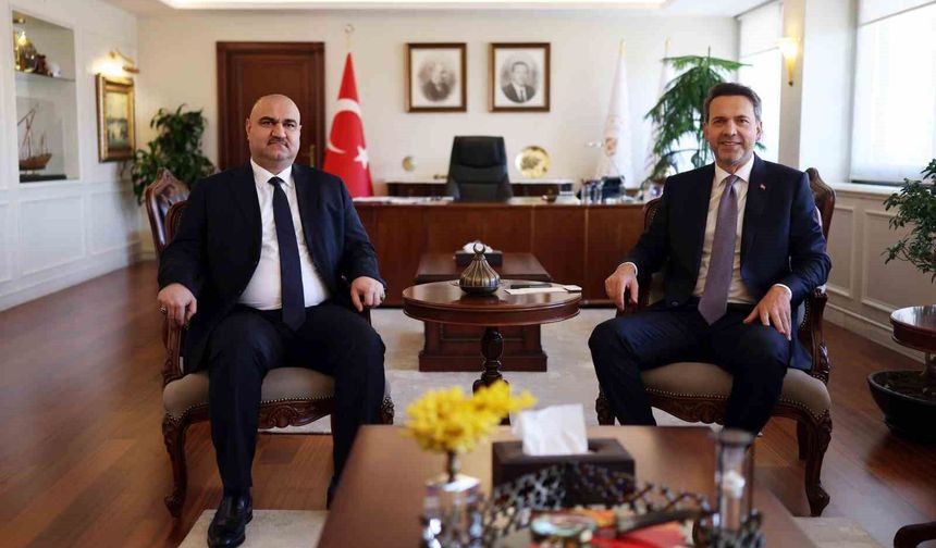 Bakan Bayraktar, Kerkük Valisi Ağa'yı ağırladı