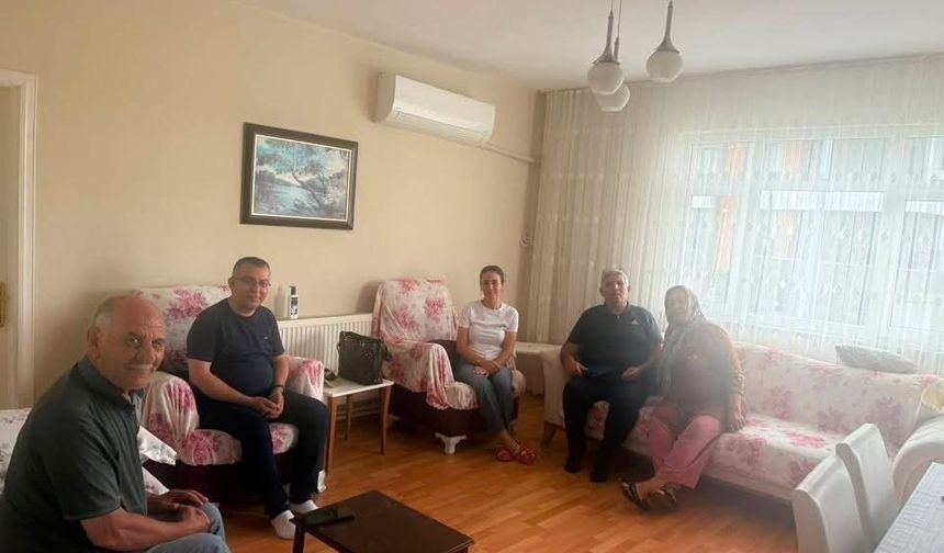 AK Parti Teşkilatının Hane Ziyaretleri Devam Ediyor