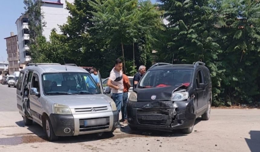 Iğdır’da Maddi Hasarlı Trafik Kazası