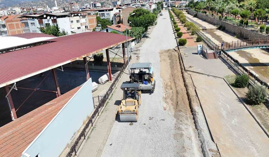 Nazilli Belediyesi Turan Mahallesi'nde asfalt çalışmalarına başladı