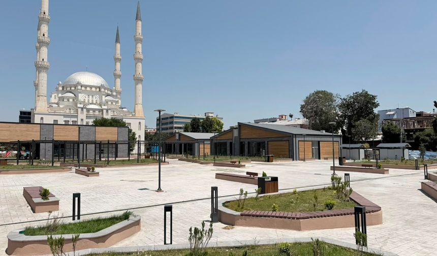 Haydar Aliyev Parkı Hâlâ Açılmayı Bekliyor