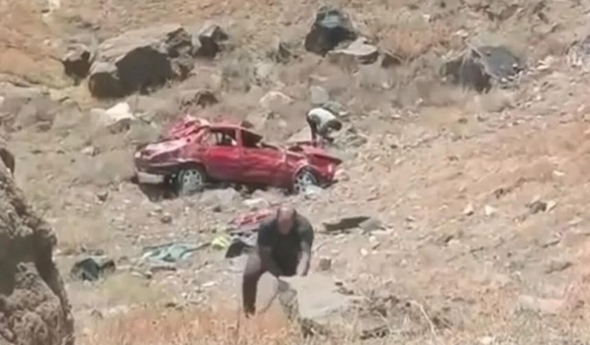 Halı Kışla Mevkiinde Korkutan Kaza: Araç 50 Metre Aşağı Uçtu, Sürücü Yaralanmadan Kurtuldu
