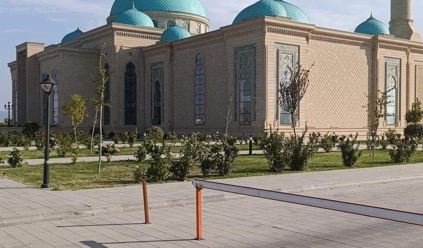 NAHÇIVAN: ŞEHİRCİLİKTE İNSAN, KÜLTÜR VE DÜZEN ÜZERİNE BİR MODEL