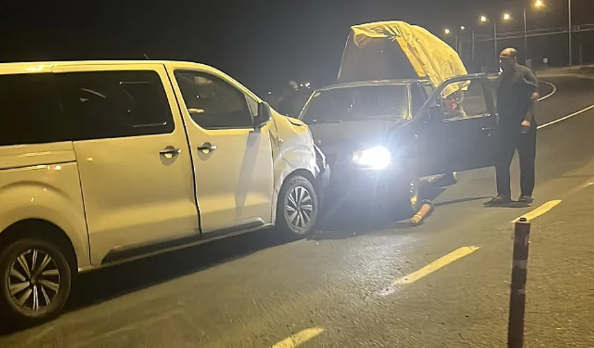 Aralık Girişinde Kafa Kafaya Çarpıştılar: Nahçıvanlı Kadın Yaralandı