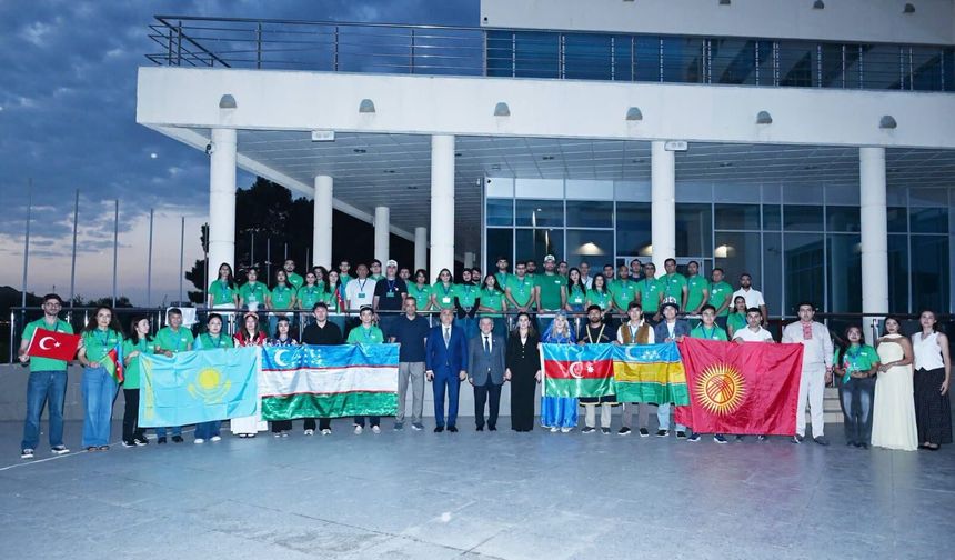 Türk dünyasının Vikipedi gönüllüleri Azerbaycan’da buluştu