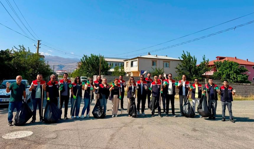 Tarım Personeli Çevre Temizliğine Katıldı