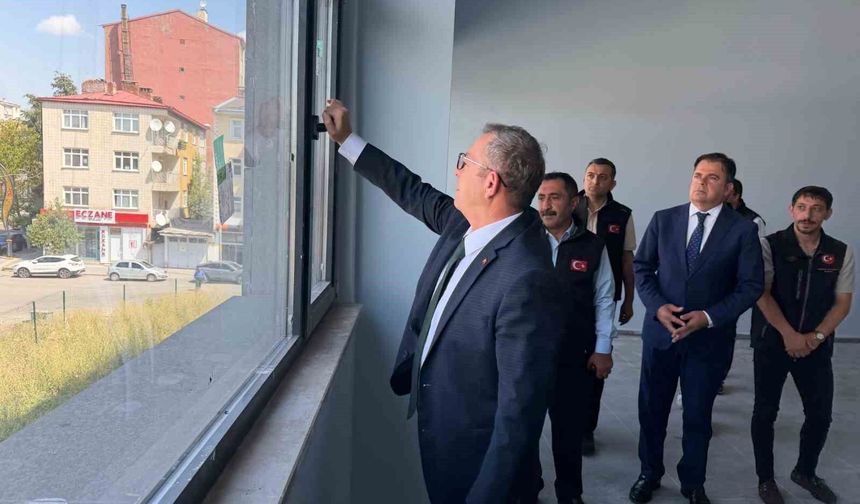 Kars'ta yeni eğitim öğretim yılı öncesi okulda son hazırlıklar