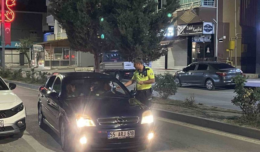 Kavak'ta trafik ve asayiş denetimleri