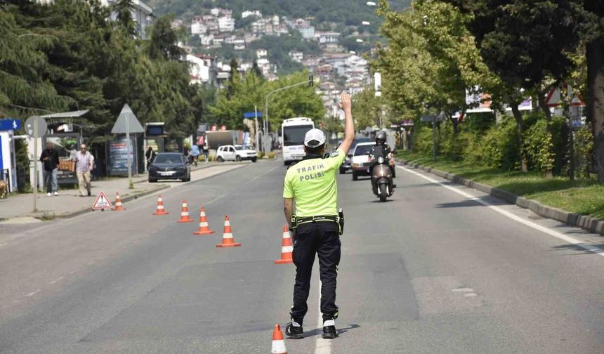 Ordu'da trafik denetimleri: Bir haftada 16 binden fazla araç ve sürücü denetlendi