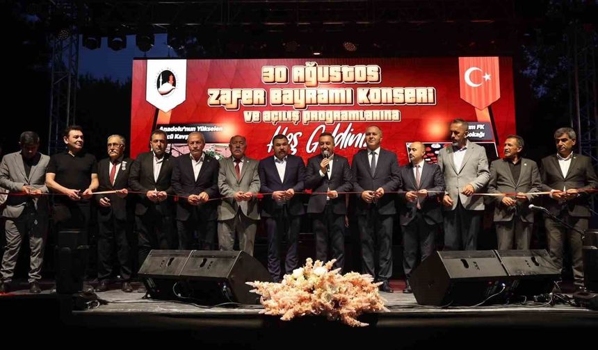 Sungurlu'da 30 Ağustos coşkusu açılışlar ve konserle taçlandı