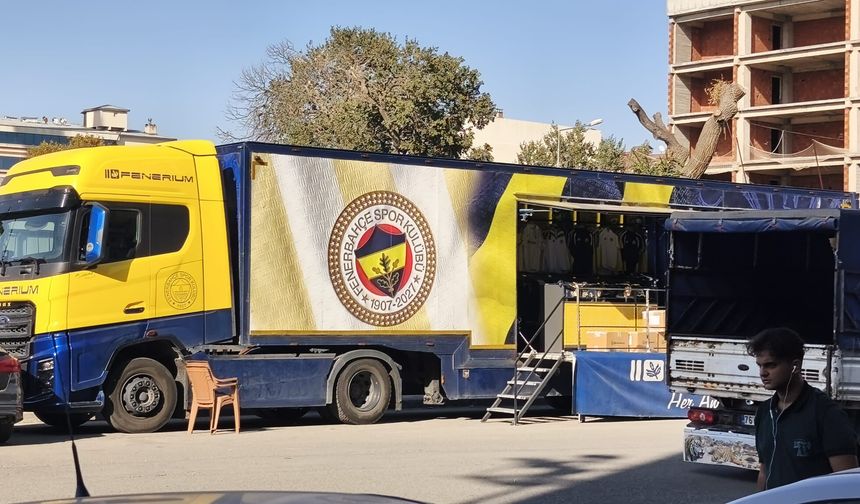 Fenerbahçe TIR’ı Iğdır’da Taraftarlarıyla Buluştu