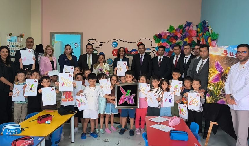 Iğdır’da Anaokulu Öğrencileri Har-ı Bülbül’ü Renklendirdi