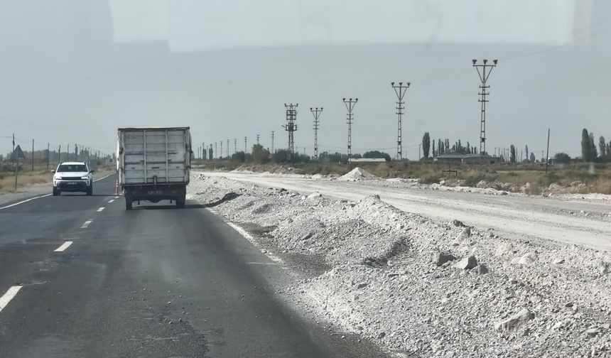 Iğdır’da Uluslararası Ulaşım Ağı Güçleniyor: Dilucu Sınır Kapısı Yolunda Hummalı Çalışma