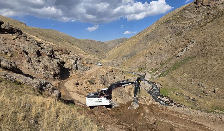 Iğdır’da Dağ Köylerinde Yol Seferberliği: 6 Kilometrelik Hatta Genişletme Çalışması