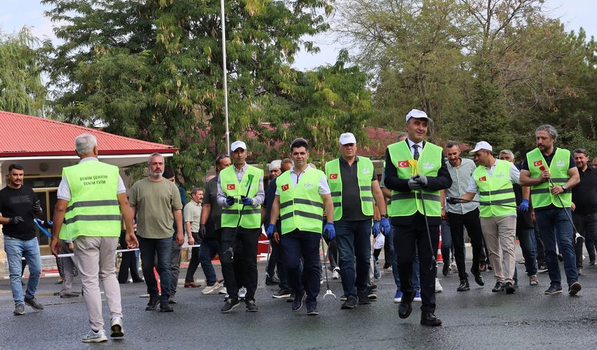 Iğdır’da "Benim Şehrim Benim Evim" Hareketi: İl Özel İdaresi'nden Çevre Temizliğine Yoğun Destek