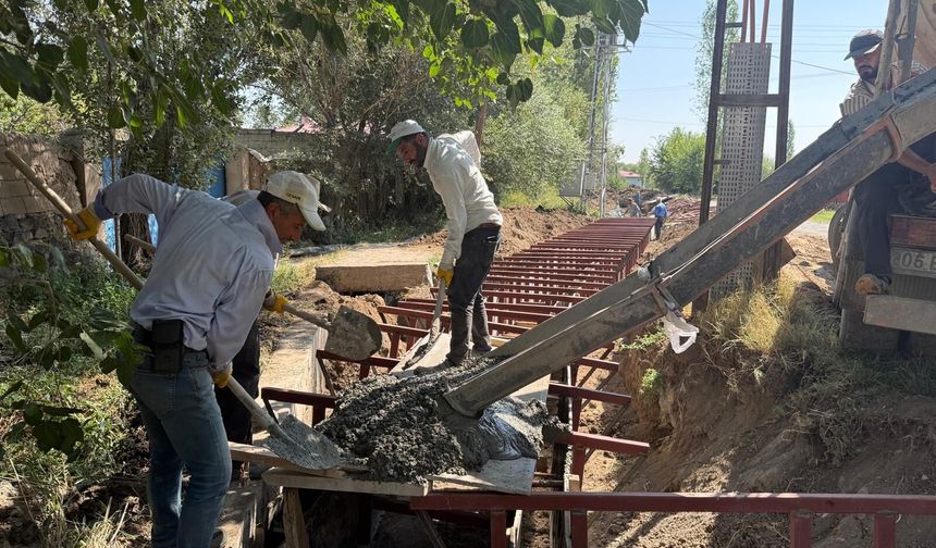 Iğdır’da Tarımsal Altyapıya Beton Kanal Desteği: Tacirli Köyü’nde Çalışmalar Başladı