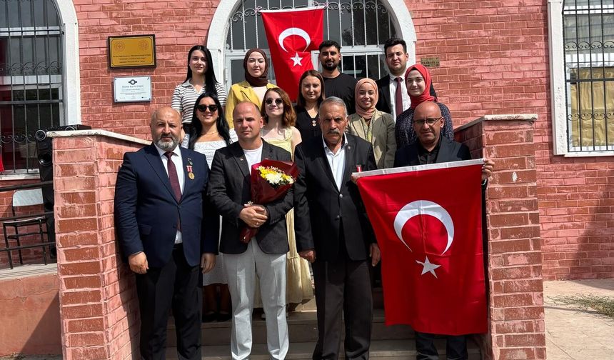 GAZİLER GÜNÜ’NDE İKİ KÖY OKULUNDAN BÜYÜK VEFA
