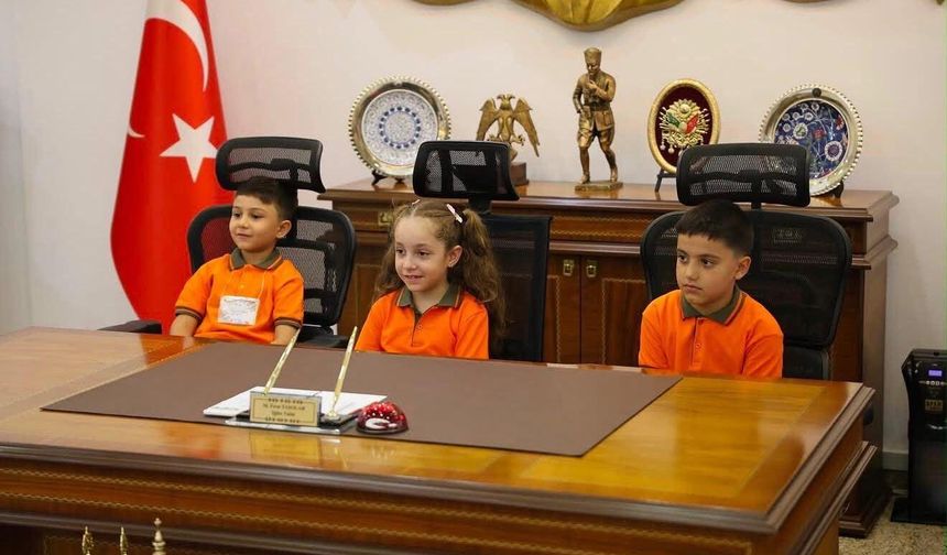 Minikler Yönetime El Koydu